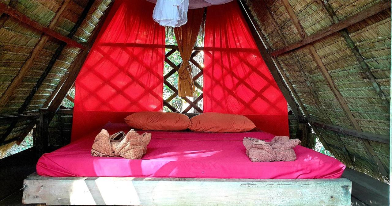 Crusoe Koh Takiev Island Hotel Koh Ta Kiev Bagian luar foto