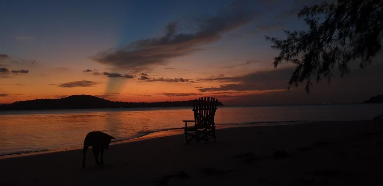 Crusoe Koh Takiev Island Hotel Koh Ta Kiev Bagian luar foto
