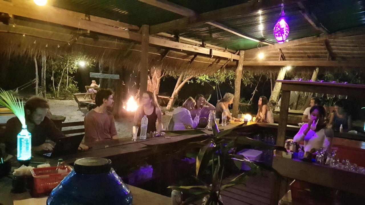 Crusoe Koh Takiev Island Hotel Koh Ta Kiev Bagian luar foto